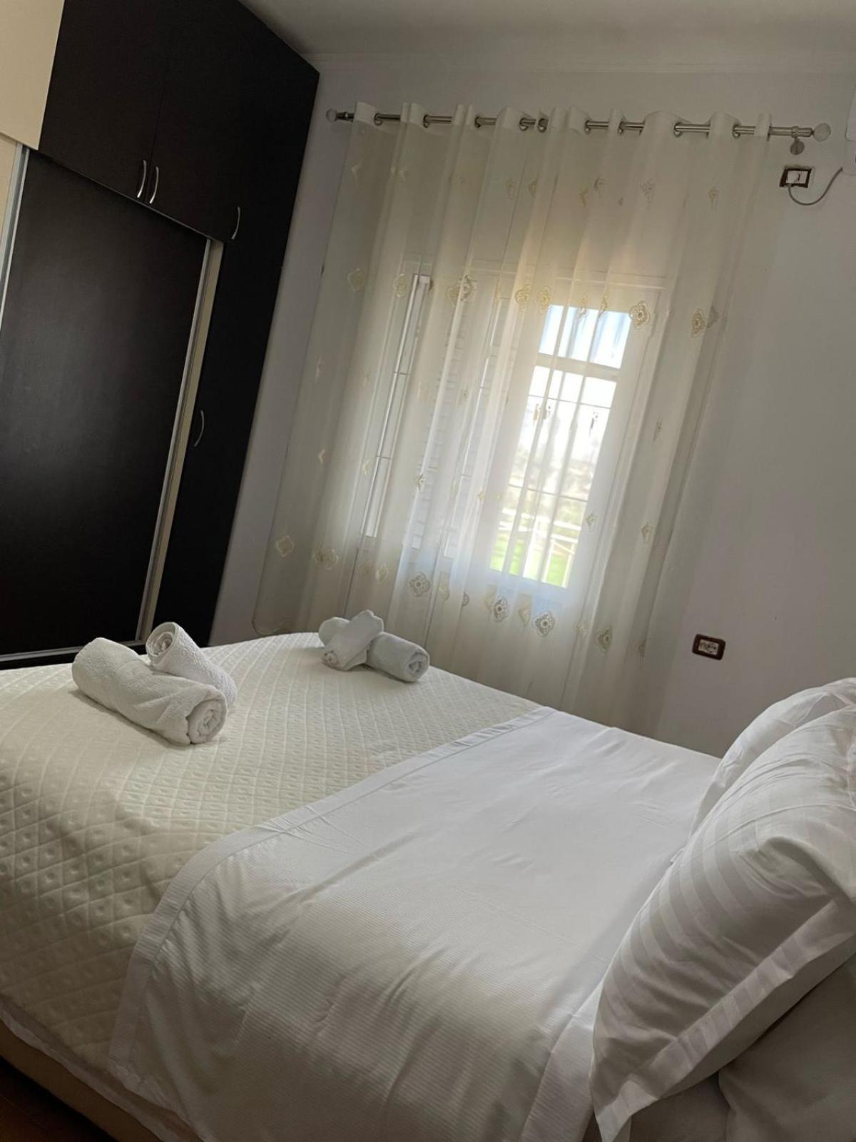 Guest House Ilir Berati Exterior foto